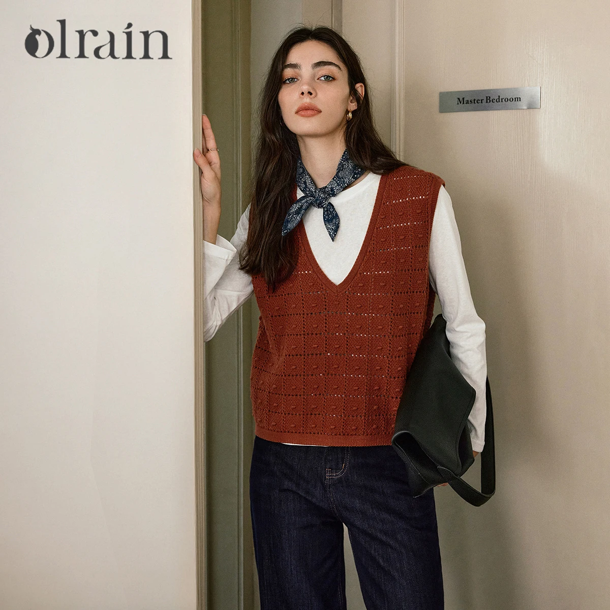 

OLrain Women's Knitted Vest Sleeveless Crocheted Openwork V-Neck Sweater Vest Autumn 2025 New Arrival Elegant clothes M57QZ98891