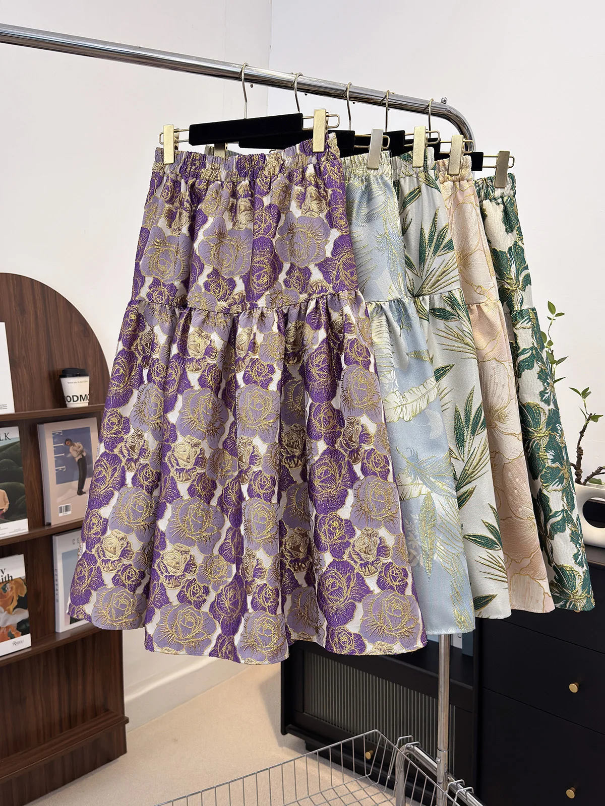 Retro Neo-chinese Green Jacquard Print Midi Skirt Women Autumn Luxury Elegant Elastic High Waist Court Loose Puff Umbrella Skirt