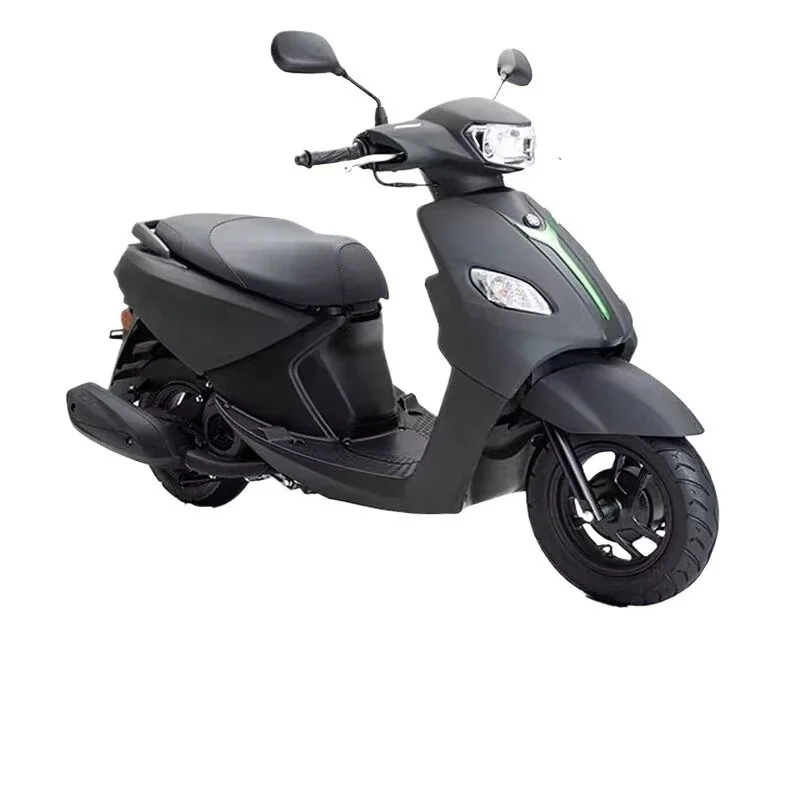 Scooter Kymco SuperTrekker EFI de 50cc, 4 tiempos, refrigerado por aire, arranque eléctrico y de patada, legal para circular por la calle.