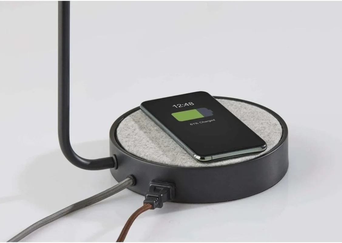 Wireless Charging Desk Lamp