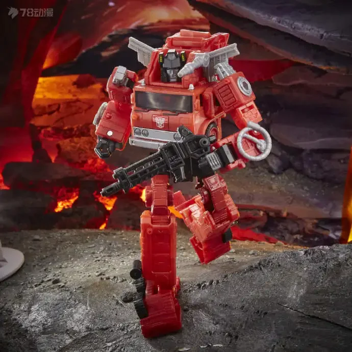 In Stock TakaraTomy Transformers War for Cybertron Trilogy Kingdom WFC-K19 Inferno Action Figures Gift Hobbies