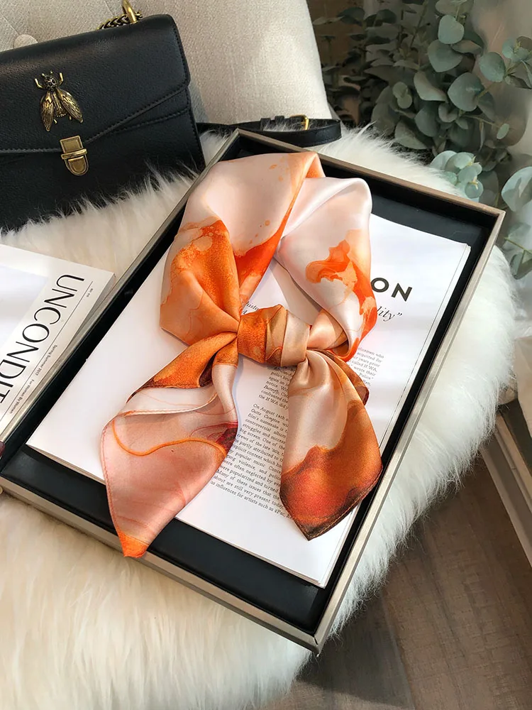 

Универсальный оранжевый шелковый платок для женщин, квадратный шелковый платок 00, осенне-зимний, элитный декоративный платок с маленьким бантом