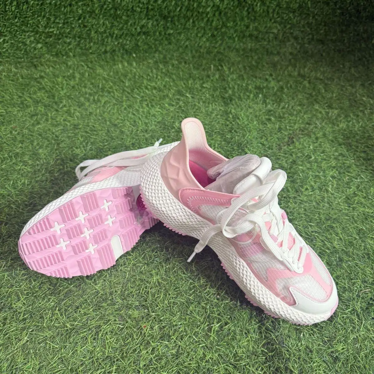 Ladies New Golf Athletic Shoes Fashion Light‑Weight Casual Comfort Sneakers For Golf Playing Daily Matching