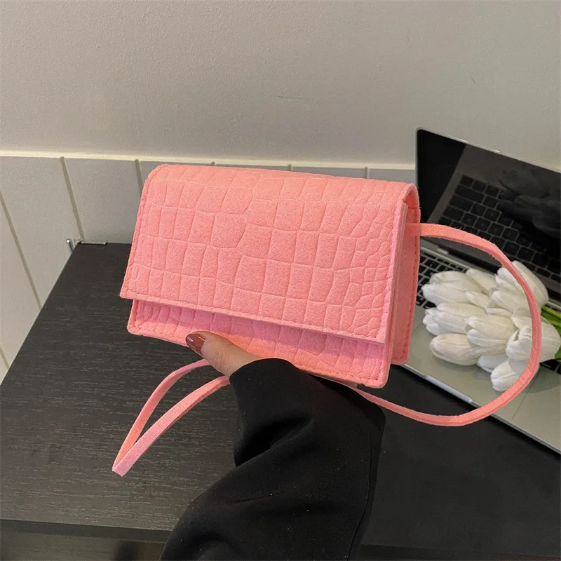 

Элегантная женская сумка через плечо в стиле ретро, новинка 2023 года, роскошная сумка через плечо с каменным зерном, модная маленькая сумка для всех случаев