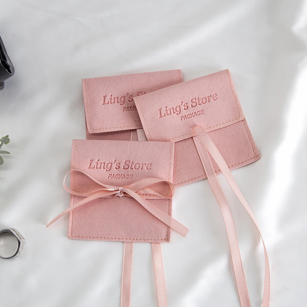 

50Pcs Custom Logo Pink Microfiber Jewelry Packaging Gift Bags Envelope Velvet Suede Pouches Necklace Rings Gift Pocket Wholesale
