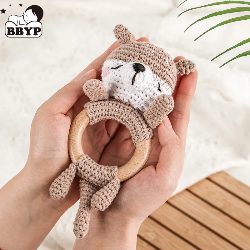 1Pc Baby Rattle Wooden Teether Music Ring Crochet Animal Otter Music Rattles Soother Bracelet Toddler Toys Baby Teething Gifts