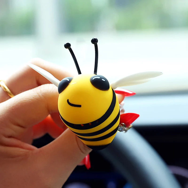 Cute Bee Aromatherapy Car Air Outlet Decoration Perfume Clip Odświeżacz powietrza Oczyszczacz Dyfuzor Perfume Refill Auto Akcesoria