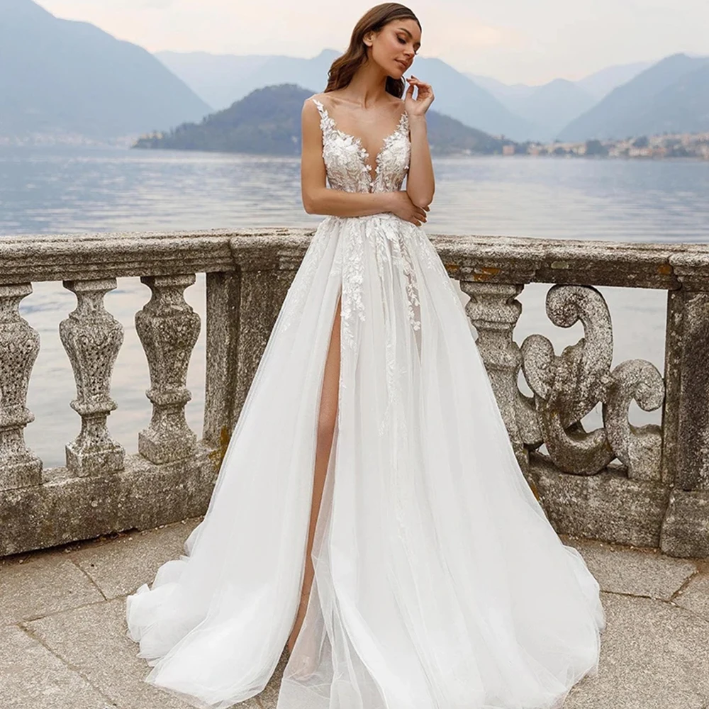 

2023 Eightree White A-Line Wedding Dresses Boho Beach V-Neck Appliques Side Slit Bridal Gowns Elegant Princess Plus Size Robe De