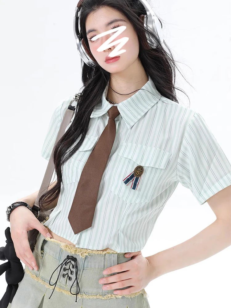 

Укороченная полосатая женская рубашка с галстуком, сексуальная тонкая винтажная блузка в консервативном стиле, повседневные карманы с коротким рукавом, японские милые короткие топы, новинка