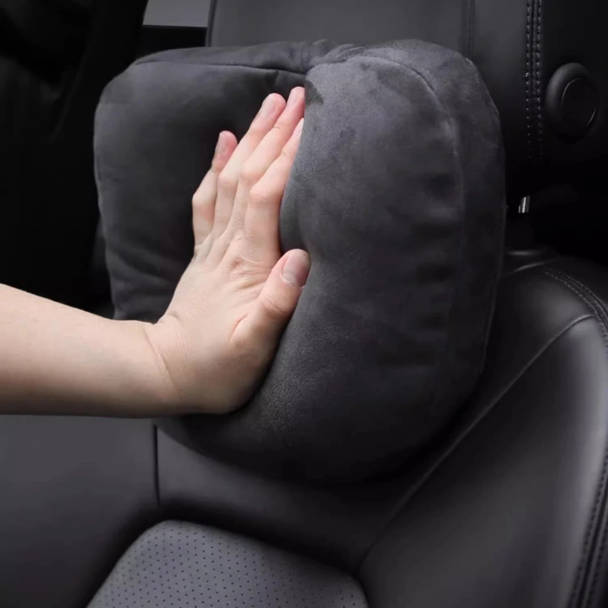 Top Car Headrest Neck Support Seat For Mercedes-Benz Maybach S Class Soft Universal Adjustable Car Pillow Neck Rest Cushion
