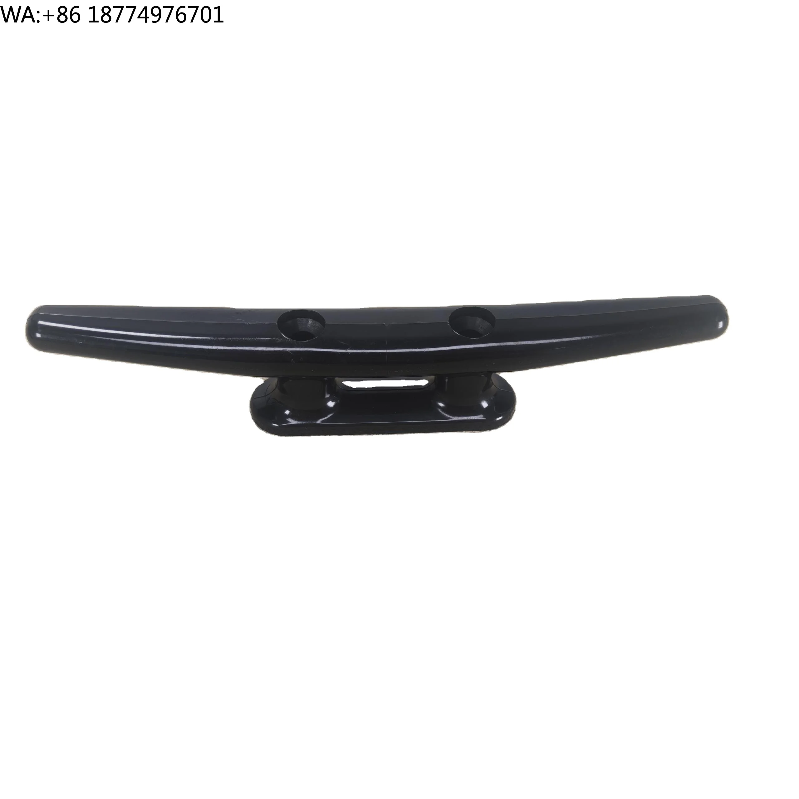 

Надежные пластиковые изделия для лодок: лодочный кабестан черного цвета