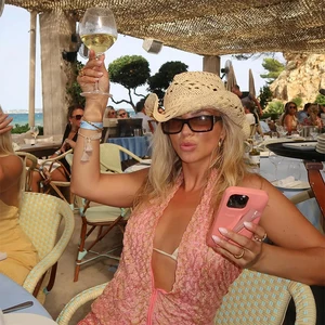 Topi Koboi Wanita Topi Cowgirl Barat Topi Gadis Sapi Wanita Aksesori Topi Femme Chapeau Kompilasi Liburan Topi Jerami 10 topi koboi jerami penjualan terbaik - №