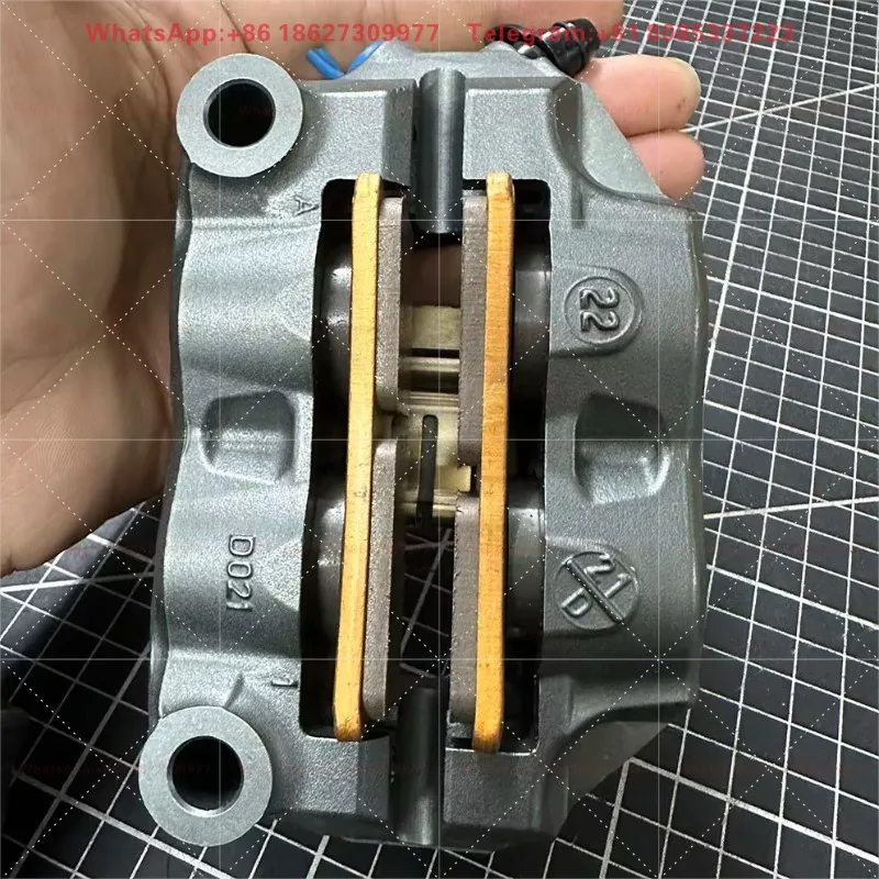 M50s 4 Piston Forged Brake Caliper Large Radiating Caliper For Electric Scooter