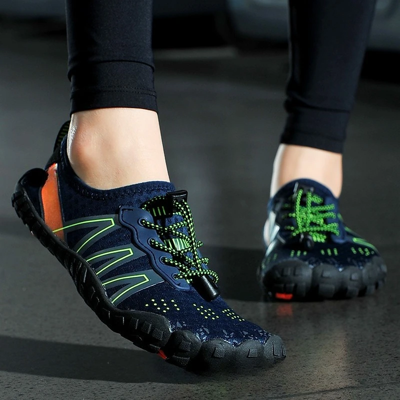 Lovers Outdoor Fishing Swimming Wading Upstream Shoes Five Fingers Shoes Non-slip Quick-drying Beach Sandals for Men and Women.