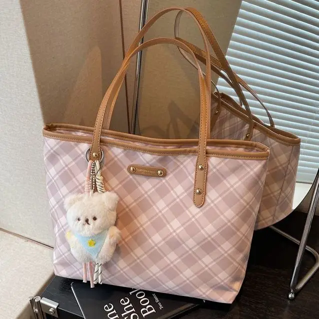 

Retro Sweet Cute Studded Tote Bag Women Diamond Pattern Leather Large Capacity Shoulder Bag Ladies Elegant Gentle Casual Handbag