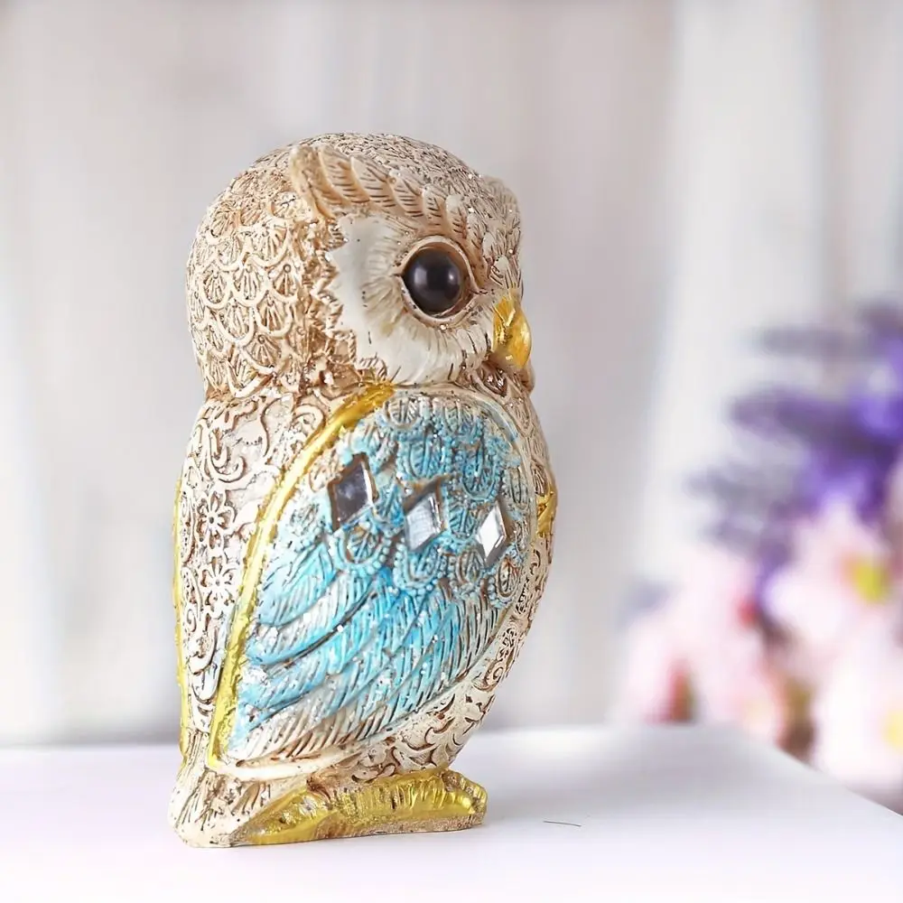

Micro Landscape Resin Owl Statue Vivid Retro Animal Sculpture Cute Bird Miniature Figurine Cabinet