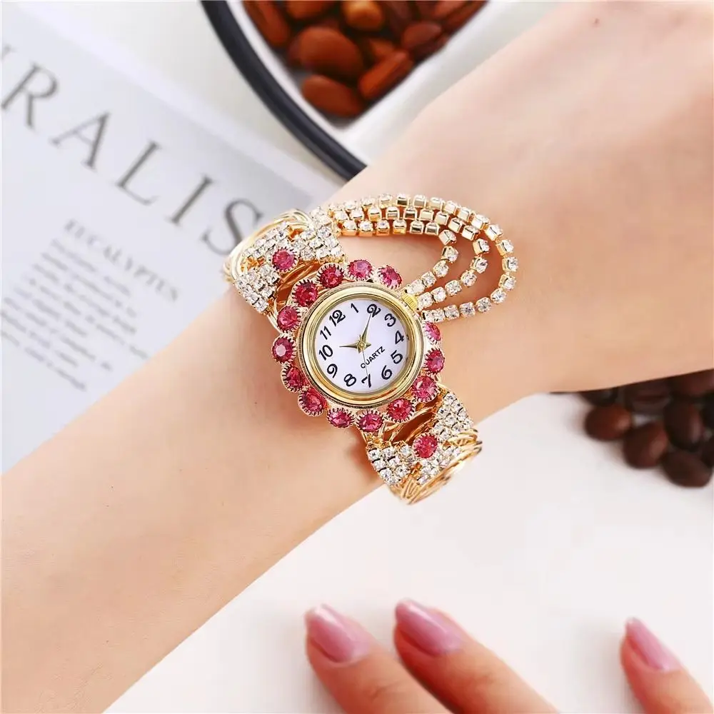 Rose Gold Ladies Wristwatch Adjustable Shiny Rhinestone Quartz Watch Lightweight Quartz Movement Women Watch Daily Outings
