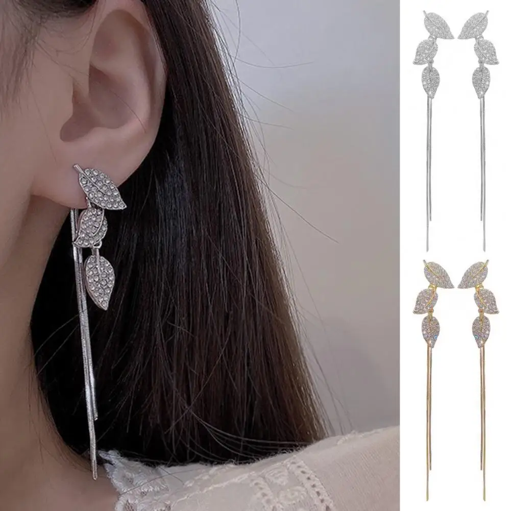 1 Pair Women Earrings Asymmetric Luxurious Shiny Leaf Shape Long Tassel Women Linear Earrings Prom Earrings