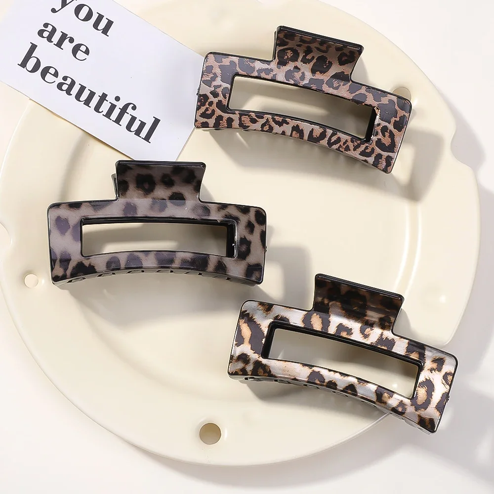 

3pcs Vintage Large Acetate Leopard Print Hair Claw Clip for Women Girl Geometric Hollow Square Tortoiseshell Shark Clip Hairwear