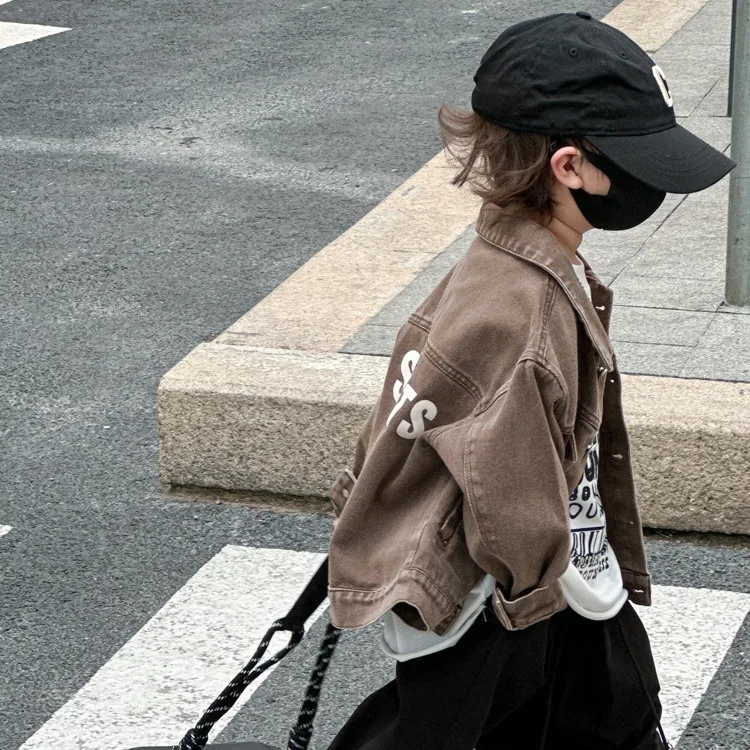 Boys Coat Jackets Spring Clothes Korean Style Children Clothes 2024 Spring New Shirt Coat Back Printed Denim Coat Clothes image 2