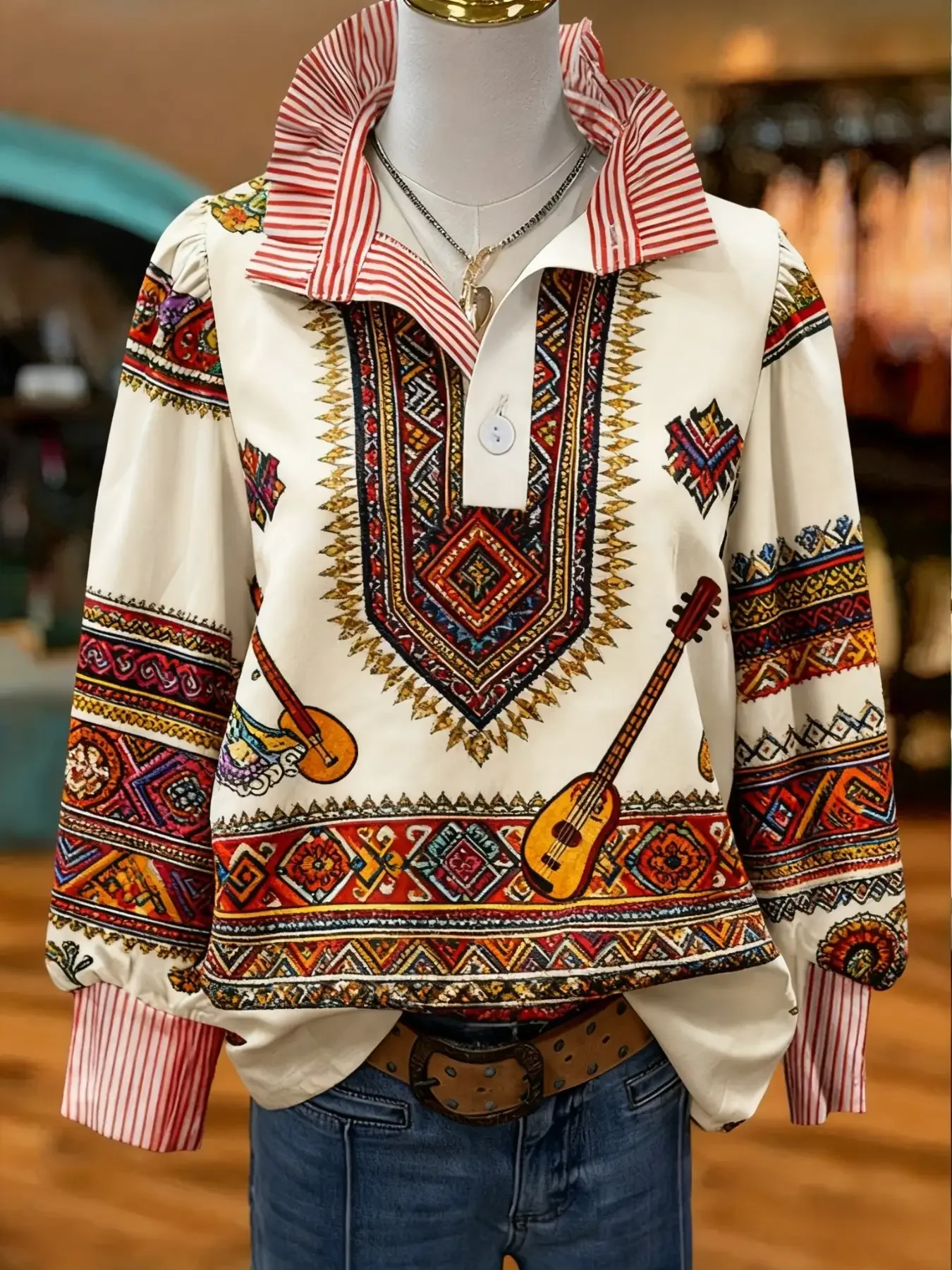 

Women's striped shirt with multi-color striped collar and The ideal choice for autumn and winter seasons