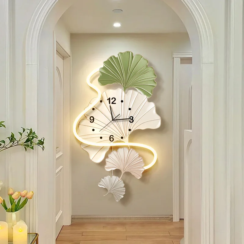 

Cream Wind Wall Clock Living Room Painting Ginkgo Biloba Creative Clock Wall Light Silent Swing Clock