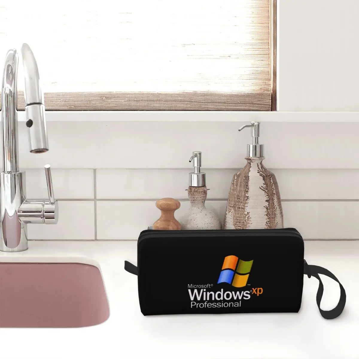 Windows XP Makeup Bag Cosmetic Organizer Storage Dopp Kit for Women Beauty Travel Pencil Case