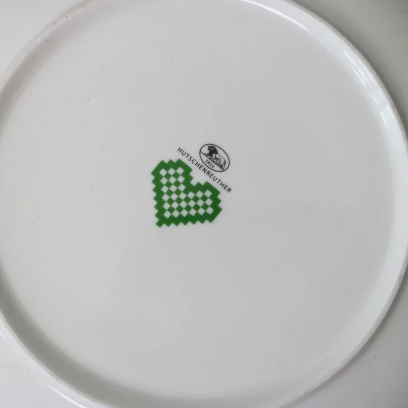 Century-old Brand New Bone China Pixel Design Flowers/ Heart /Bird Plate