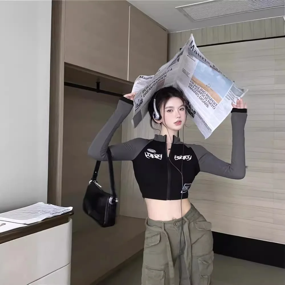 

Women's 2026 Retro Biker Half High Neck Zipper Cropped Jacket Slim Fitted High Waist Long Sleeve Casual Top for Spring Autumn