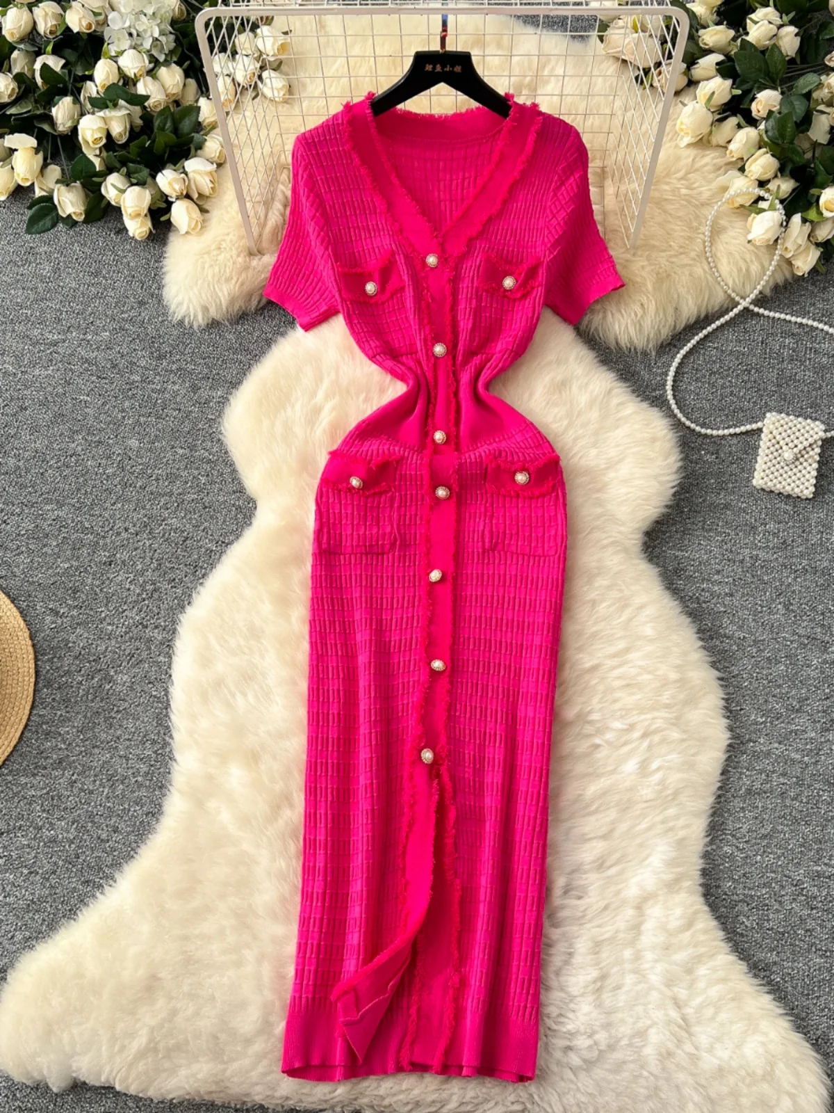 Printemps Faion taille haute a-ligne tricoté Dr métal bouton unique coupe ajustée v-ne rétro Sle trajet Version coréenne Midi Dr