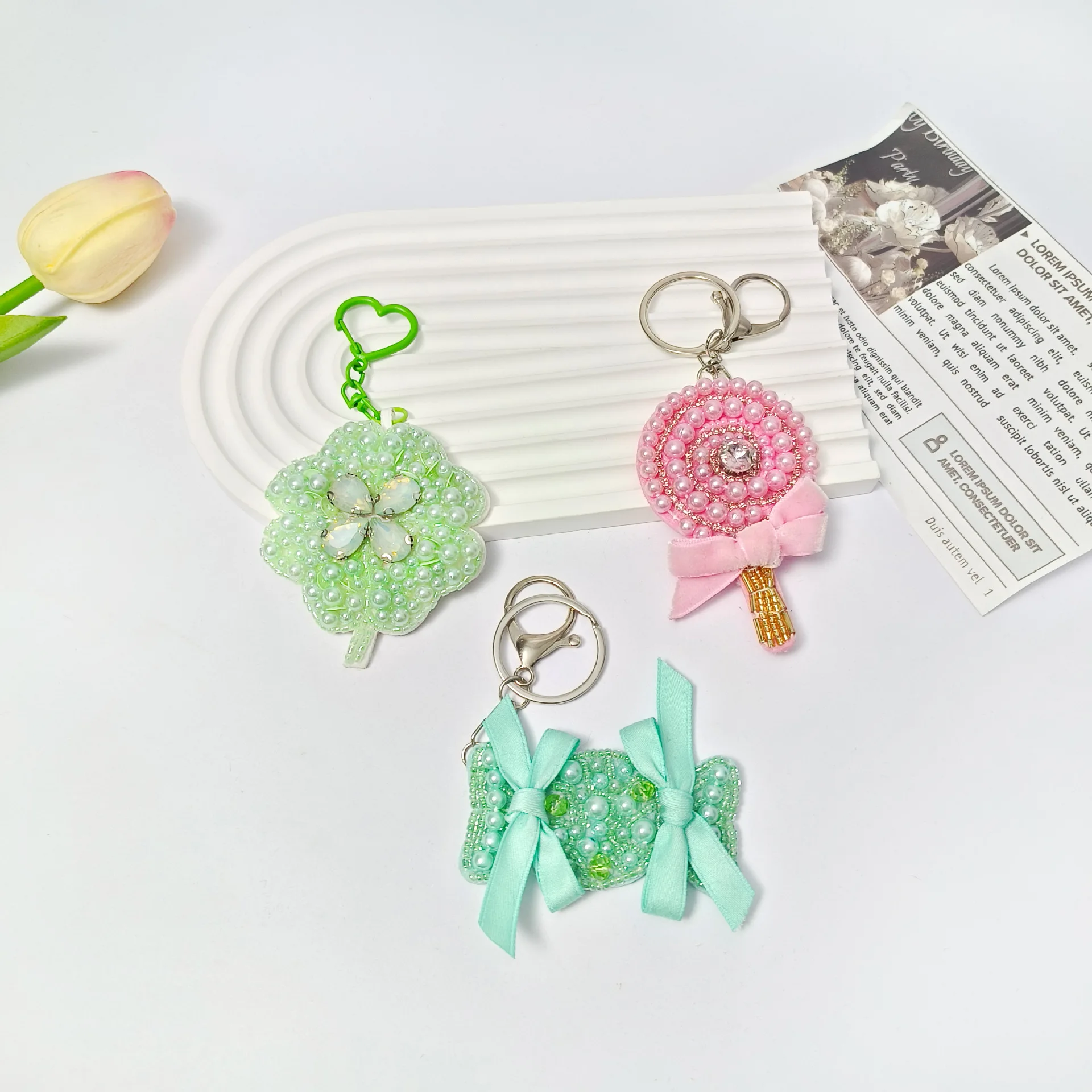 الراين التصحيح المألوف الترتر الديكور الفراولة المفاتيح حية Diy كريستال سحر Diy بها بنفسك مشاريع هدايا للحرف اليدوية #1