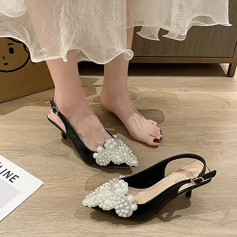 New Crown Pearl Flats Women Wedding Shoes Pointed Toe Female Dress Moccasins Low Pearl Heel Ladies Fashion Luxury Sandals