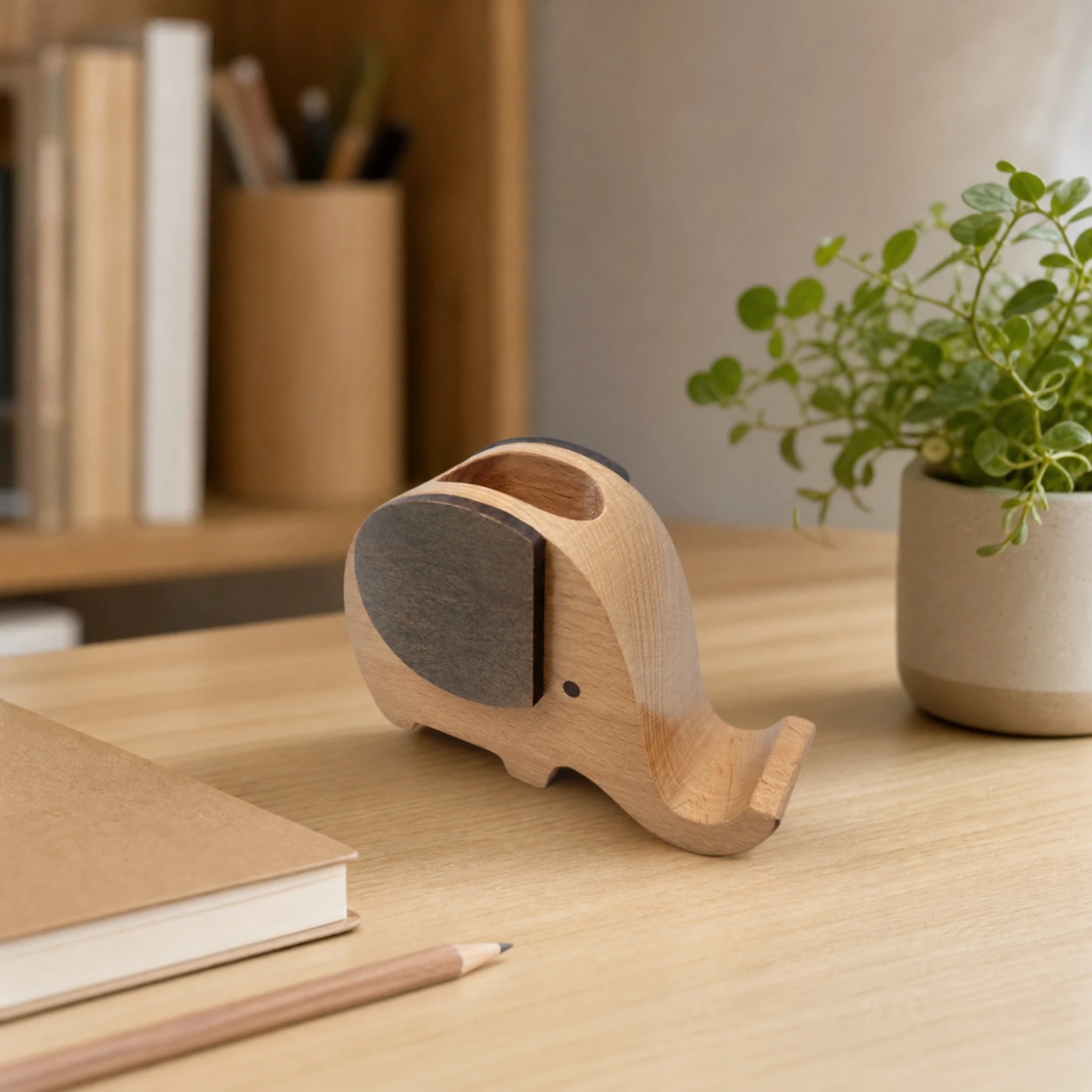 Beechwood Elephant Desk Organizer Sculptural Wooden Elephant Pen Holder Multipurpose Stationery Holder Compact Table Accessory