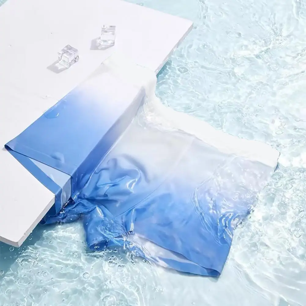 سراويل بوكسر رجالية من الحرير الجليدي قابلة للتنفس مع تصميم محدب على شكل حرف U متدرج اللون ملابس داخلية سلسة للارتداء اليومي بالثلج