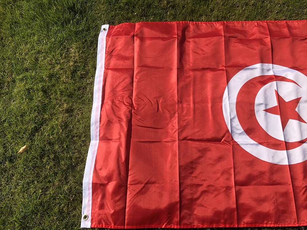 Bandiera della Tunisia 90x150 cm Bandiera della Tunisie Bandiere decorative per la casa Banner 3x5 piedi Bandiera nazionale in poliestere da appendere all'aperto