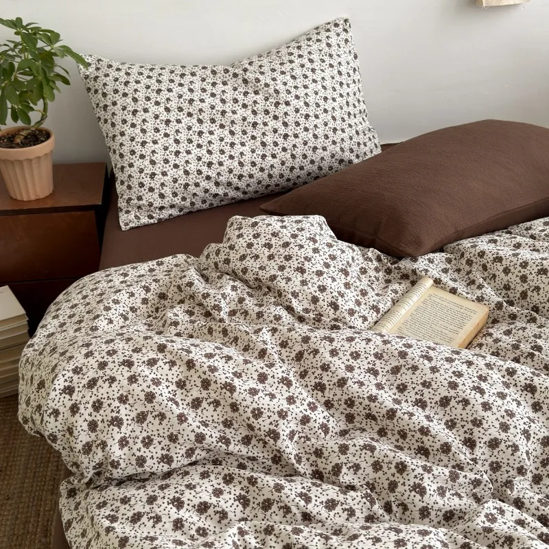 New literary and retro floral super soft wrinkled yarn printing four-piece set, three-piece set for student dormitory