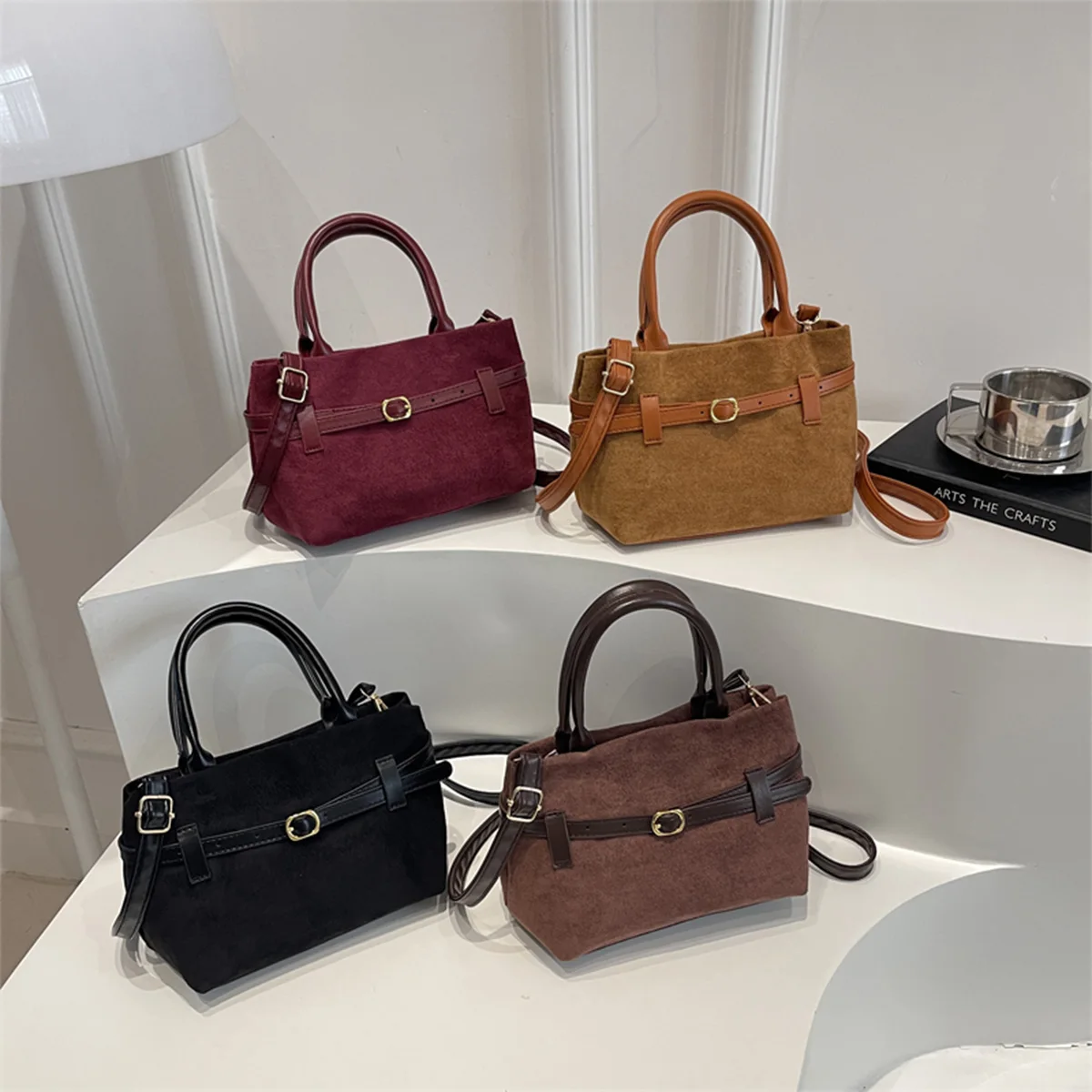 

Ретро-сумка-ведро из однотонной замши, легкая, из искусственной кожи, с магнитной застежкой, регулируемым ремнем, многофункциональная, для офиса и повседневного использования