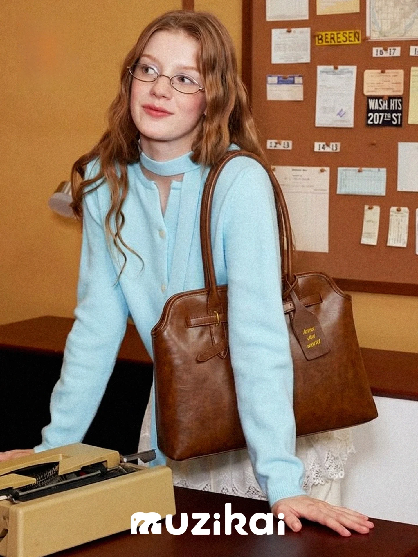 MuziKai Large Capacity Tote Bag Fashionable Commuter Style Women's Handbag Retro Canvas Spring Summer New Arrival