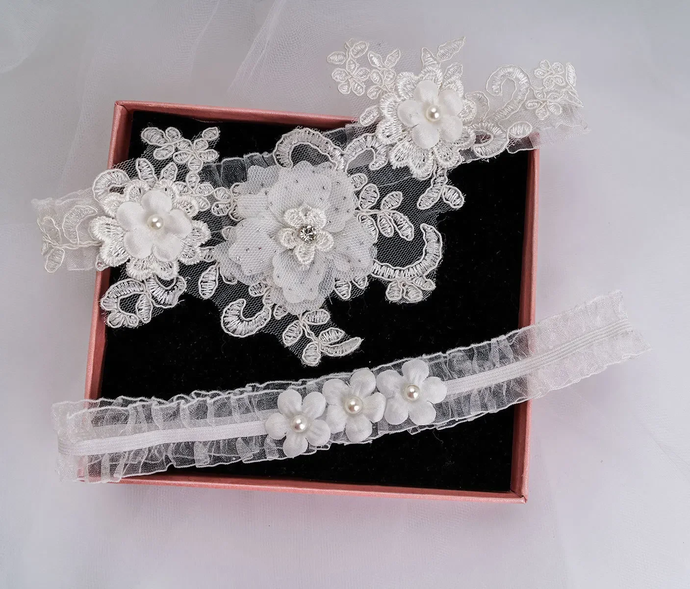 สีขาวงานแต่งงานเย็บปักถักร้อยไข่มุก Garters ดอกไม้ยืดขาแหวนห่วง Garter 2 ชิ้น/เซ็ตเจ้าสาวอุปกรณ์เสริมสําหรับผู้หญิงและเด็กผู้หญิง