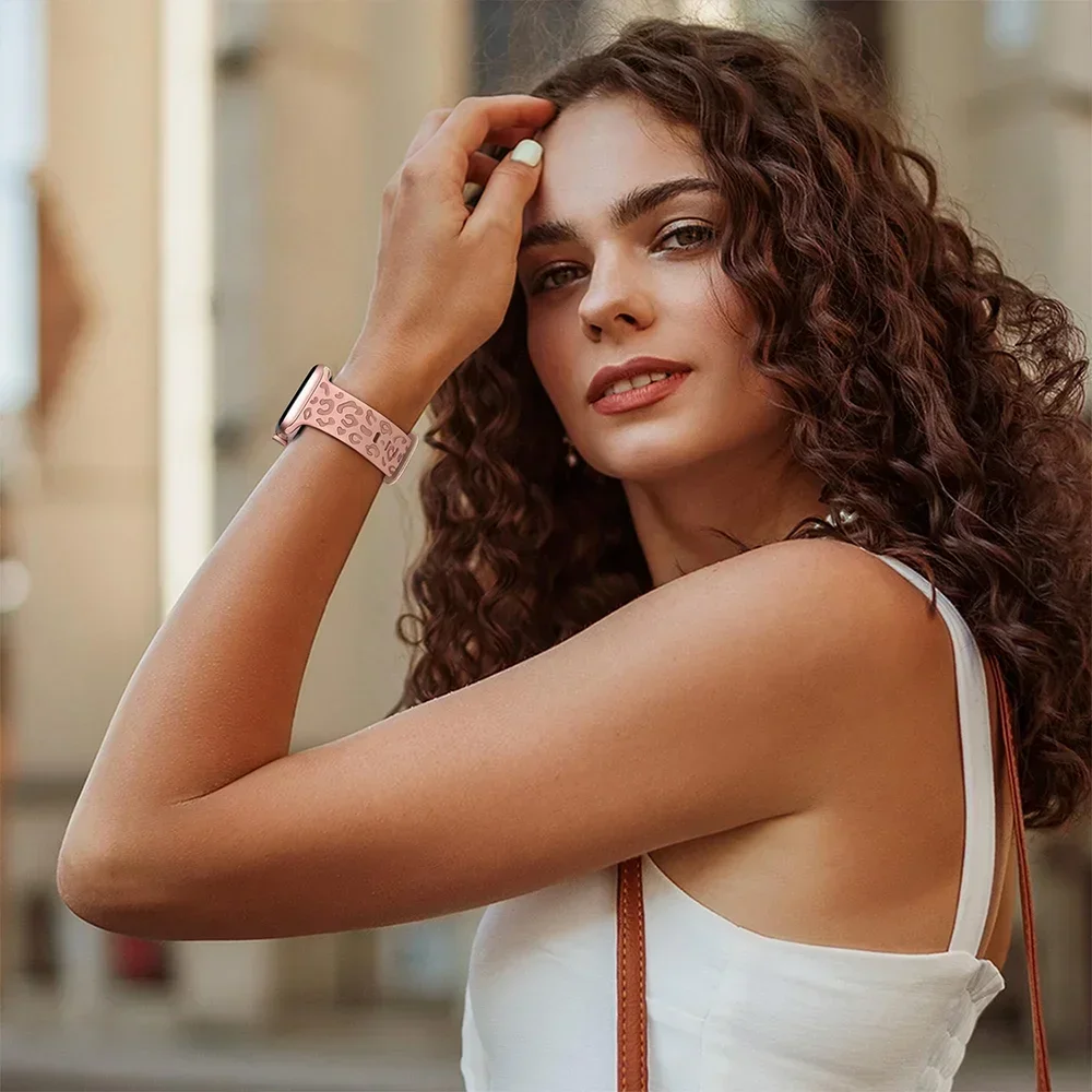 Engraved Leopard Strap For Apple Watch Band ultra2 49mm 45mm 44mm-42-46mm 41mm-40mm Silicone bracelet Series 10 9 8 7 se 3 6 5 4