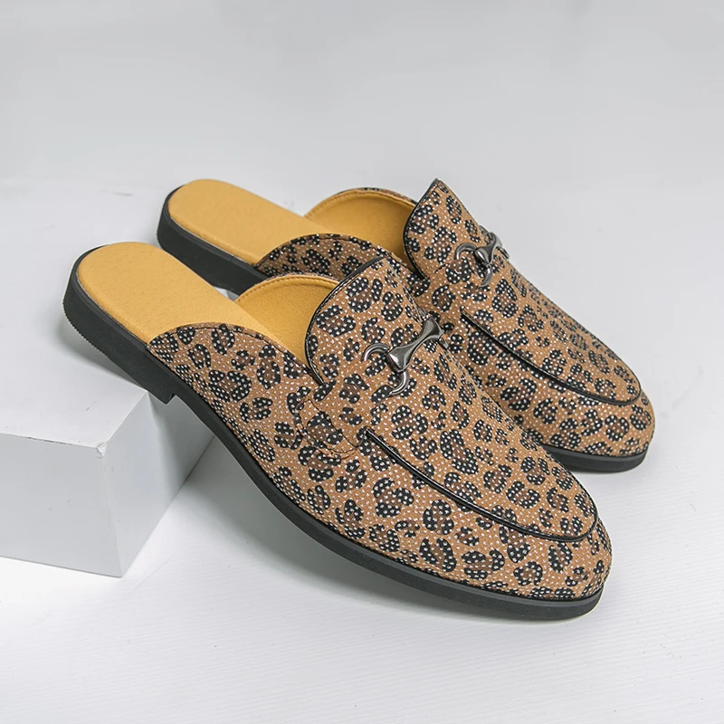 Leopard Pattern Leather Mules Men Backless Loafers Outdoor Closed Toe Casual Shoes Half Slippers Slides Sandals Slip-on Sneaker