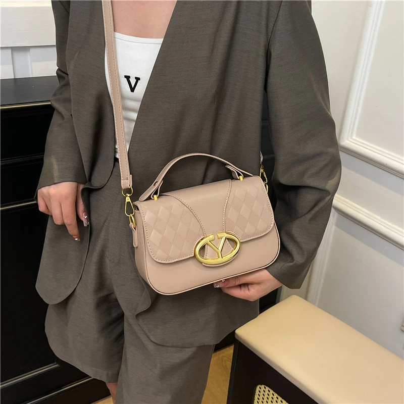 

Elegant High-End Minimalist Tote Bag For Women Vintage Leather Unique Solid Color Crossbody Large Capacity Design