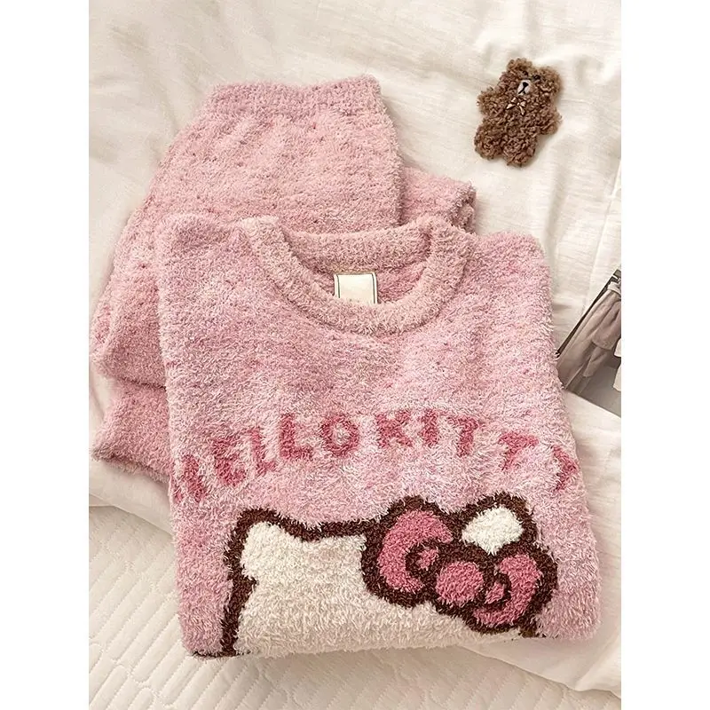 Sanrio Girl Sweet Cartoon Hello Kitty Pigiama in mezzo velluto rosa da donna Set di vestiti caldi per la casa in velluto spesso invernale regalo di Natale