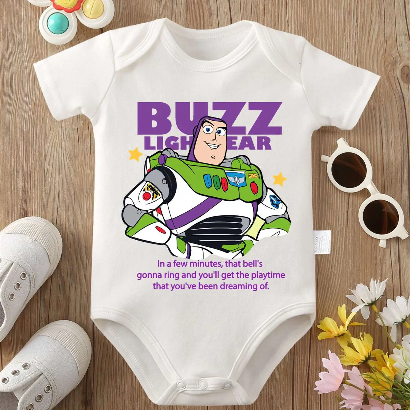 

MINISO Buzz Lightyear с принтом, мягкий комбинезон из чистого хлопка для малышей, боди, детский комбинезон, индивидуальный комбинезон для новорожденных от 0 до 12 месяцев