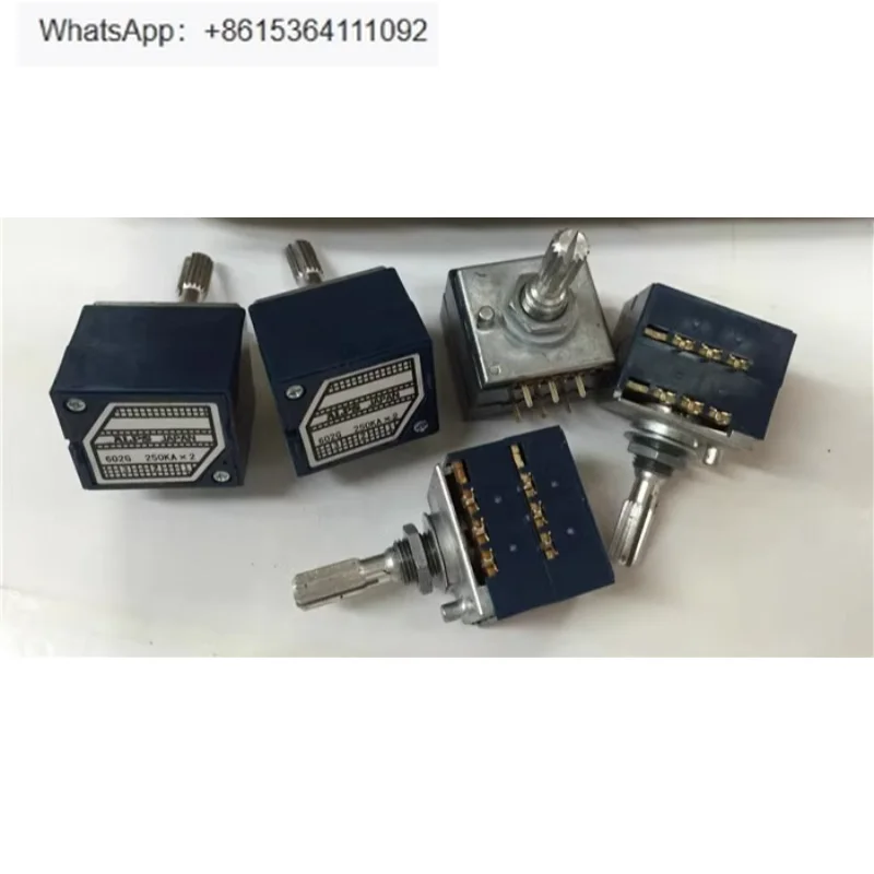 

Japan 27 double volume potentiometer A250K A500K shaft length 25MM 6 feet 1pcs