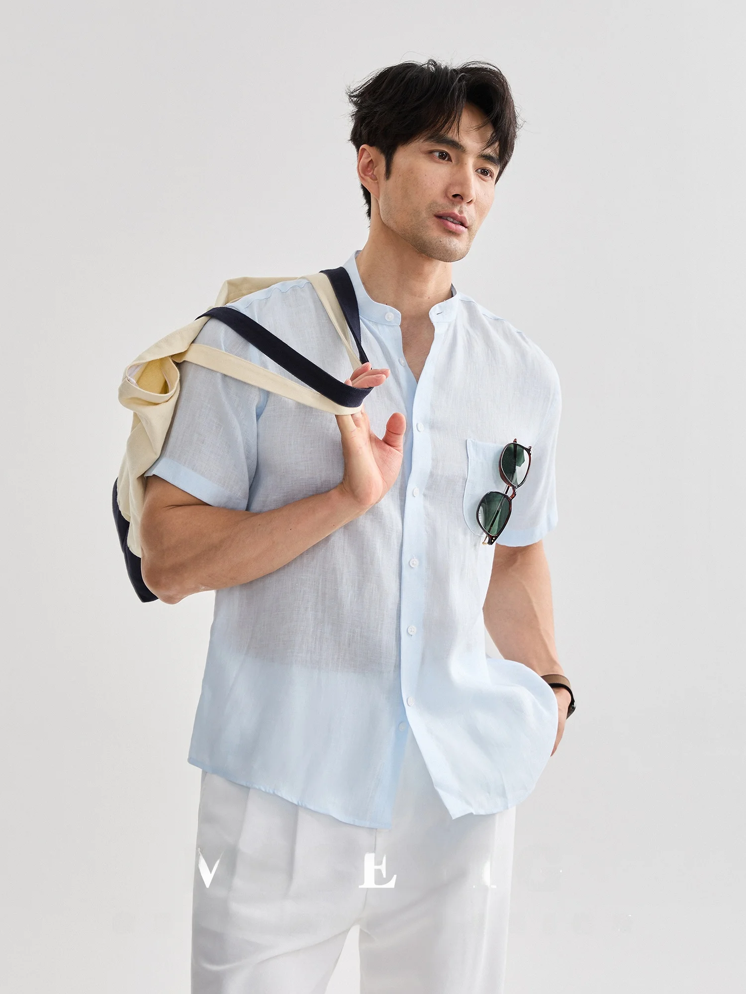 

MCCEVTG Linen Shirt Men's Casual Lightweight Stand Collar Commute Breathable Chinese Style Summer Shirt Fashion Urban Youth