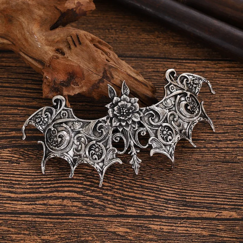 Personalized classic punk style bat wings rose alloy hair clip Norwegian style role-playing party fashion outfit hair accessory view 2
