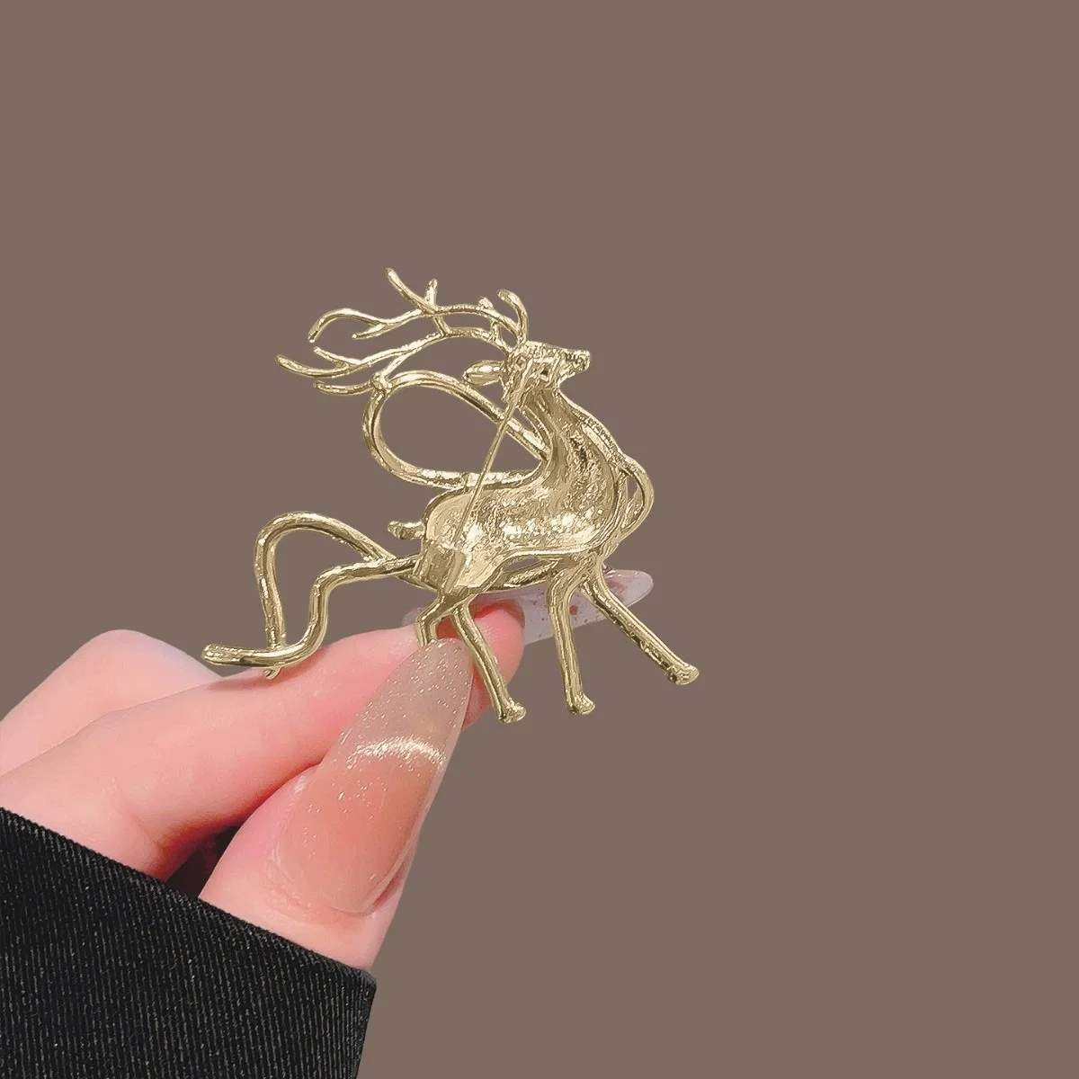 Christmas Rhinestone Elk Deer Brooch with Red Ribbon Lapel Pin Women Vintage Holiday Suit Coat Accessory Xmas Gift for Ladies