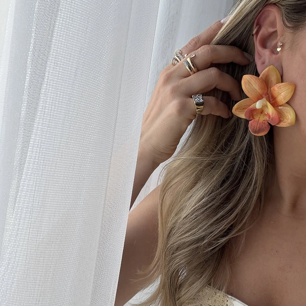 

Luxury Yellow Flower Charm Drop Earrings For Women Bohemia Romantic Dangle Earring Accessories