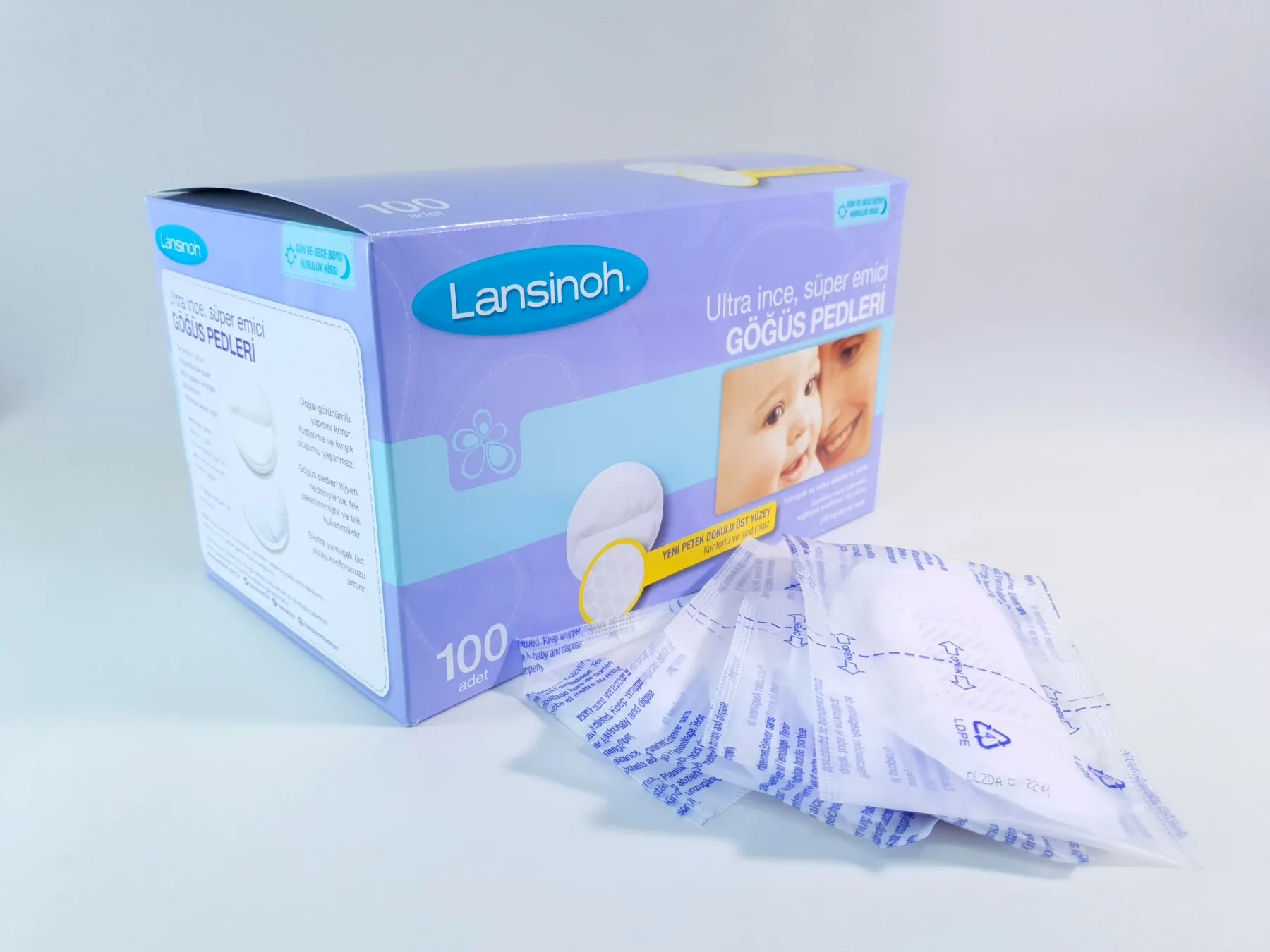 Lansinoh Ultra Thin Dry Disposable Nursing Pads for Breastfeeding 100 Pcs Premium Quality